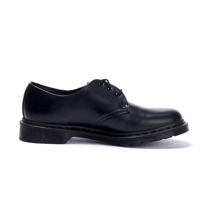 Dr martens stringate mono black hotsell