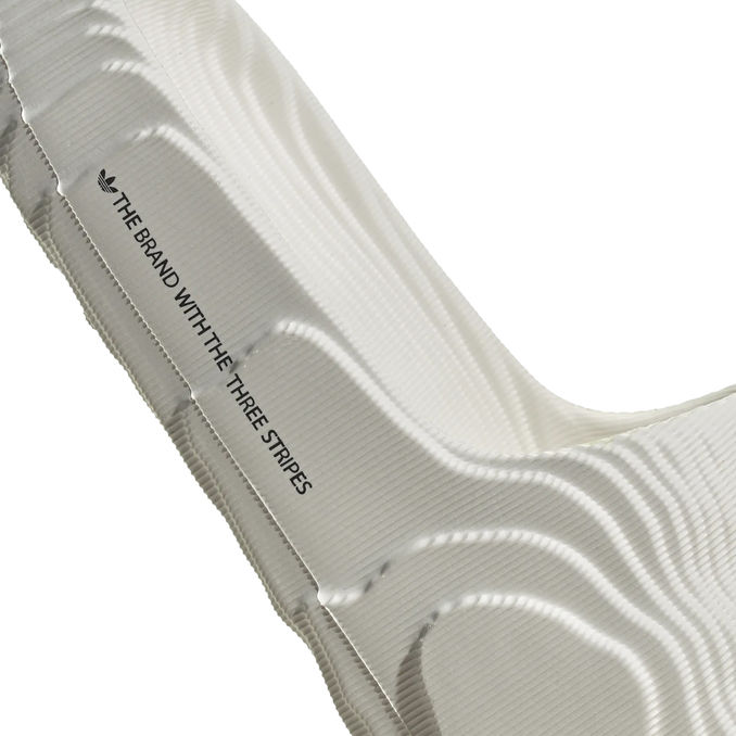 ADILETTE 22 Unisex White  Black