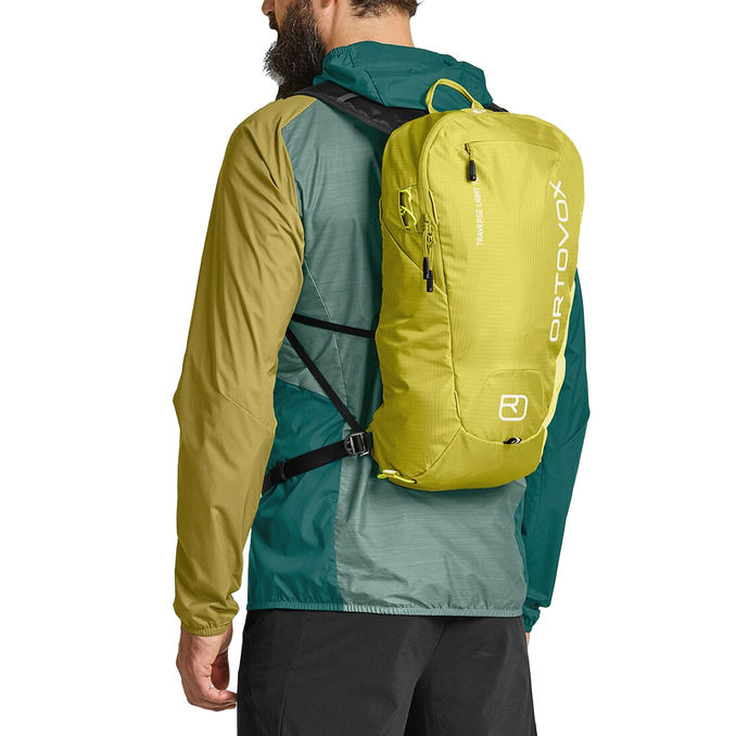 BACKPACK TRAVERSE LIGHT 15 LITER Unisex Dirty Daisy