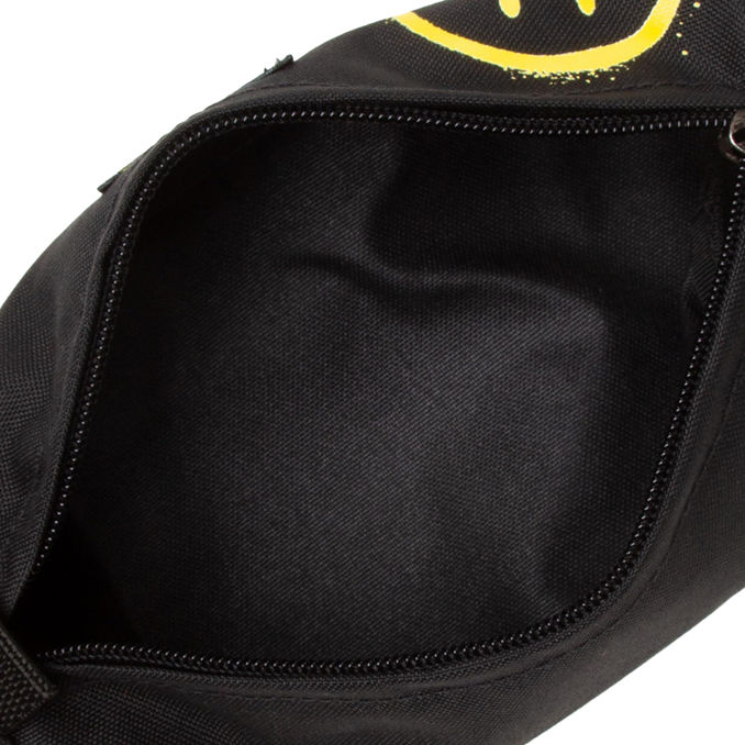 BENCHMARK CASE Unisex Smiley Graffiti Black