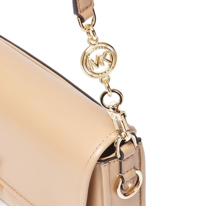 BRADSHAW SHOULDER BAG IN SMOOTH LEATHER Woman Camel