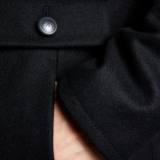 COAT WITH HOOK Woman Black