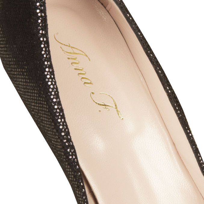 DECOLLETE IRIDE Woman Black