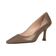 Shop online women's pumps of the best brands - last collections on