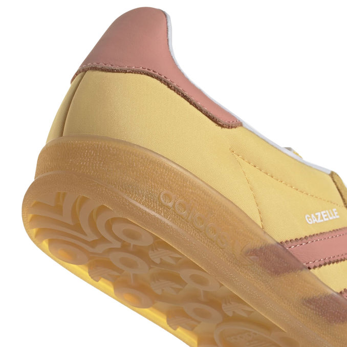 GAZELLE INDOOR W SNEAKERS Woman Semi Spark Wonder Clay Cloud White