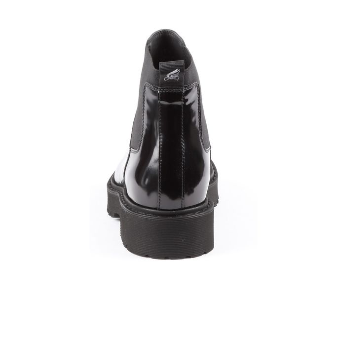 LEATHER CHELSEA BOOTS Woman Black