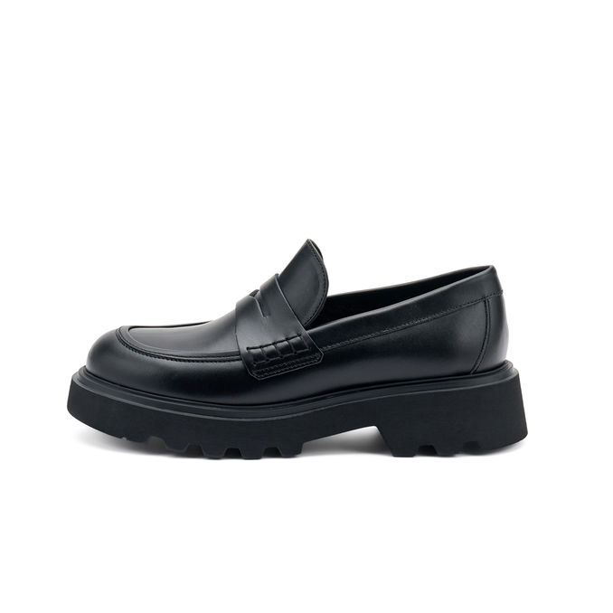 LEATHER LOAFERS Women Black