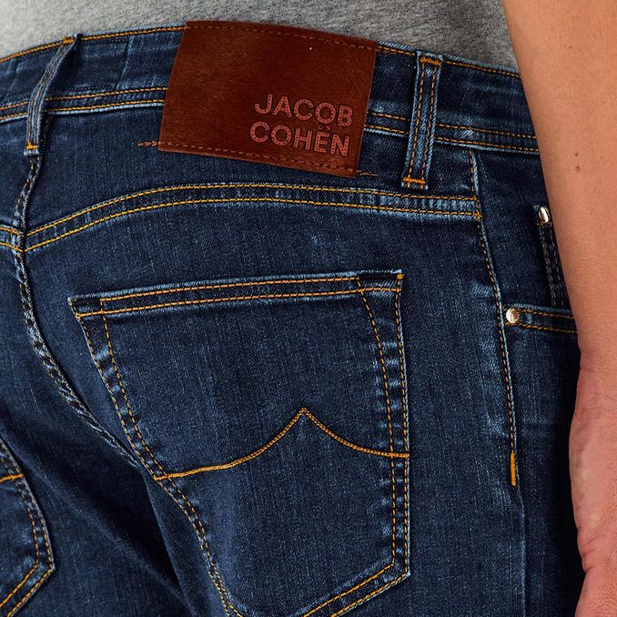 Man's JEANS Super Slim Fit 826D