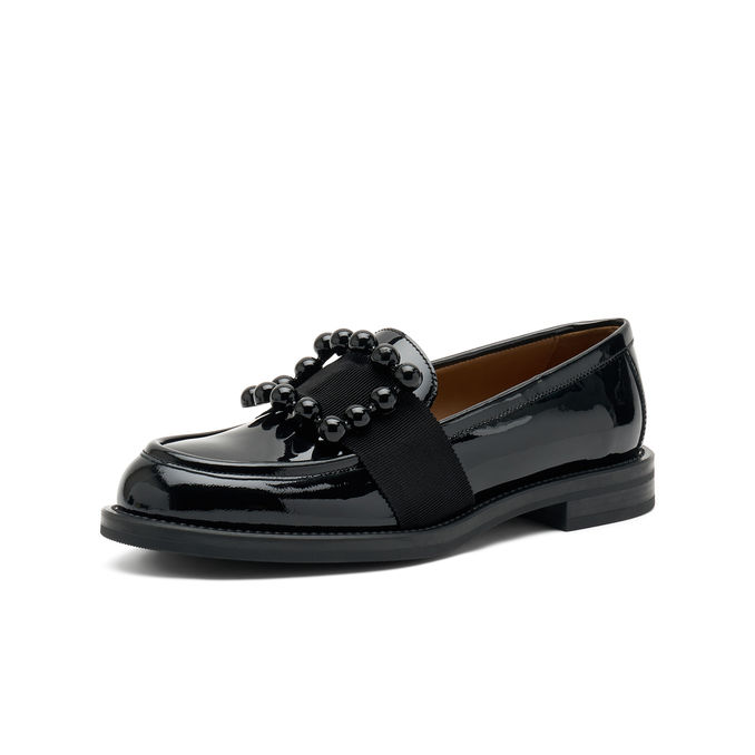 MOCCASINS IN PAINT WITH ACCESSORY Woman Black