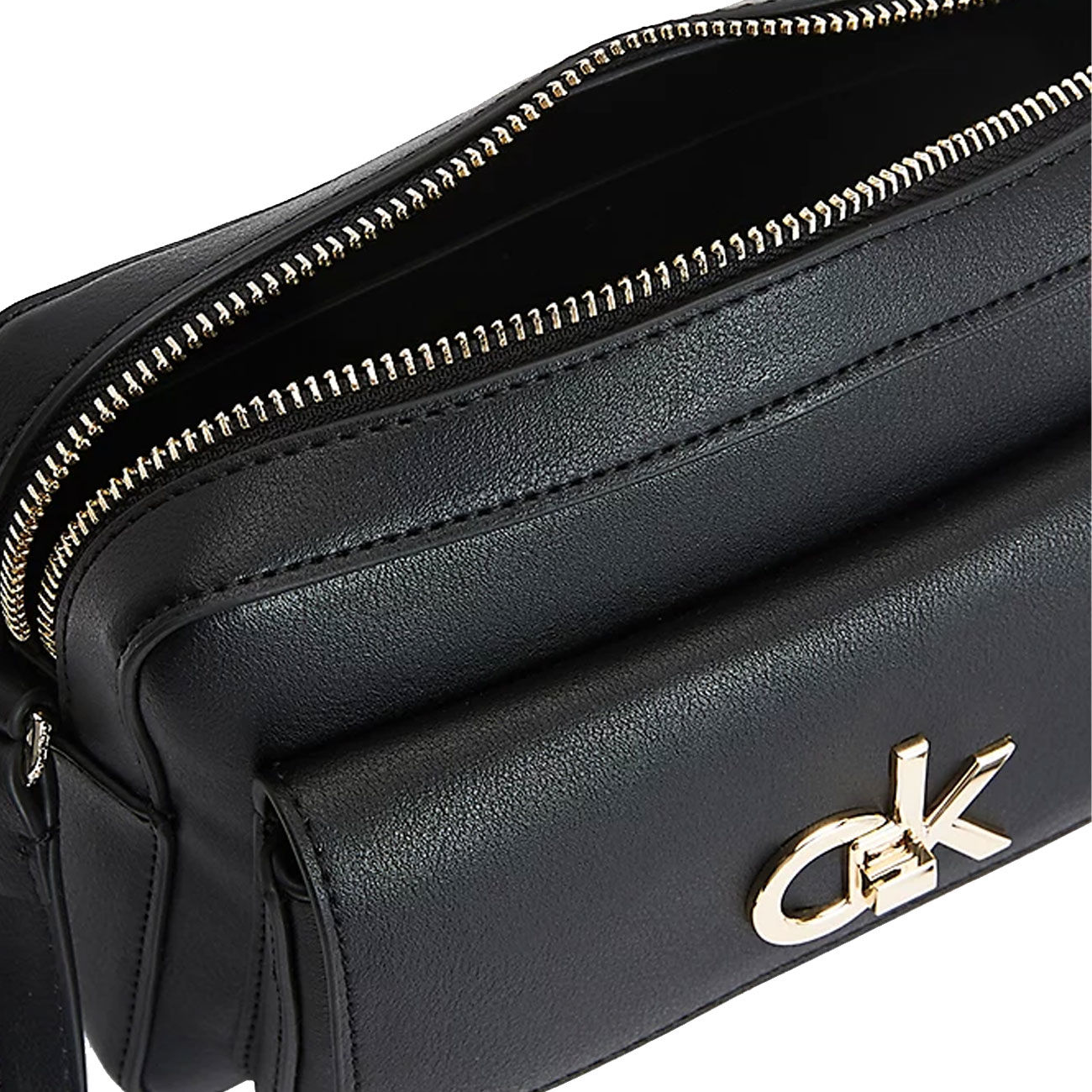 Calvin Klein, RE-LOCK SHOULDER BAG W/FLAP, Shoulder Bags