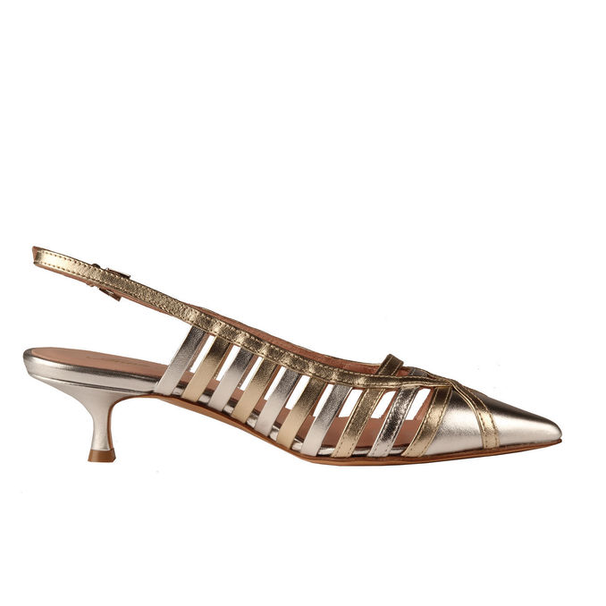 SANDAL CHANEL LAMINATED Woman Silver