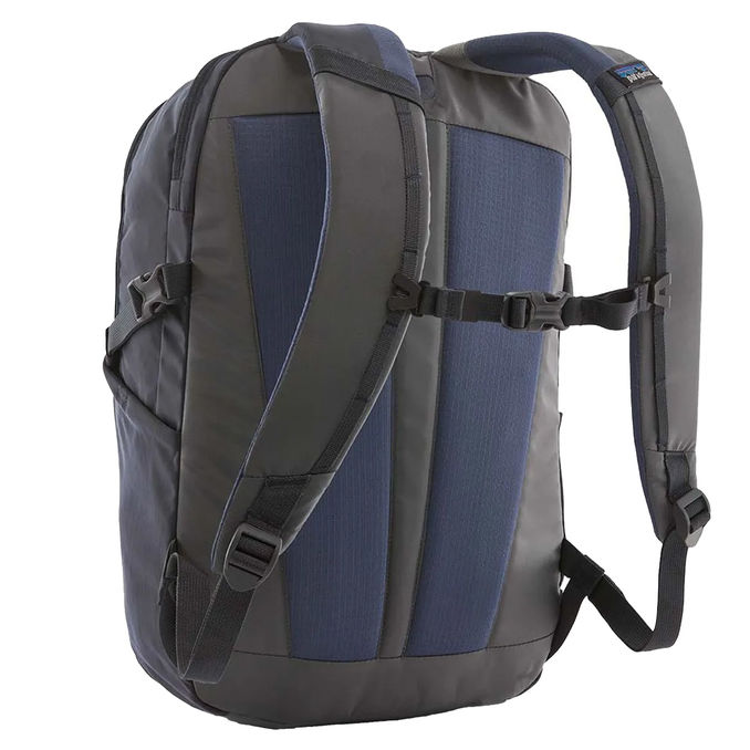SHELTER BACKPACK 26L