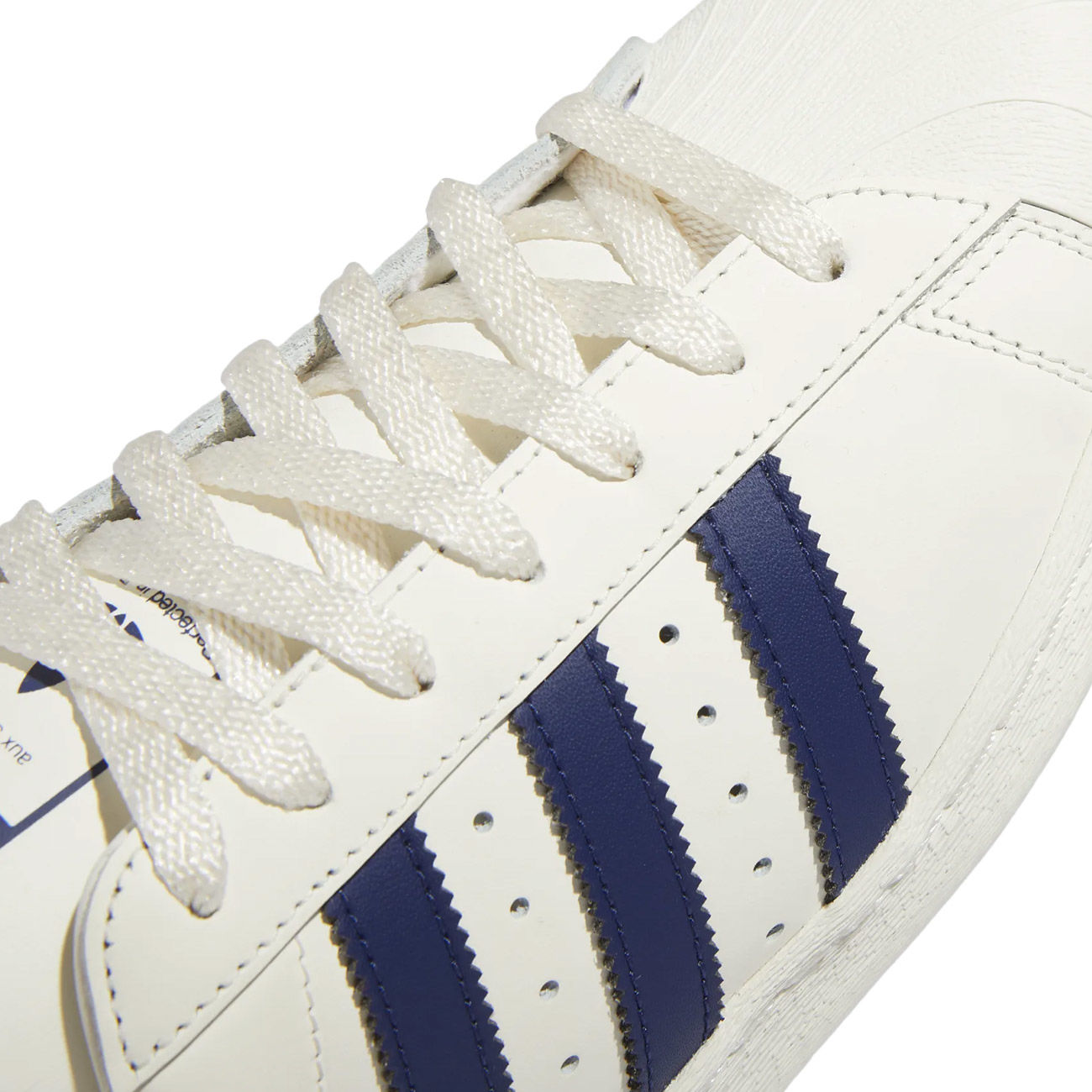 adidas Originals Superstar 82 Low Top Sneakers