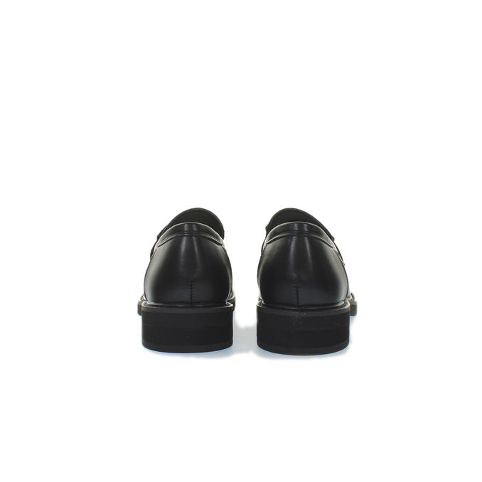 SOFT MOCCASINS WITH FRINGE Women Black