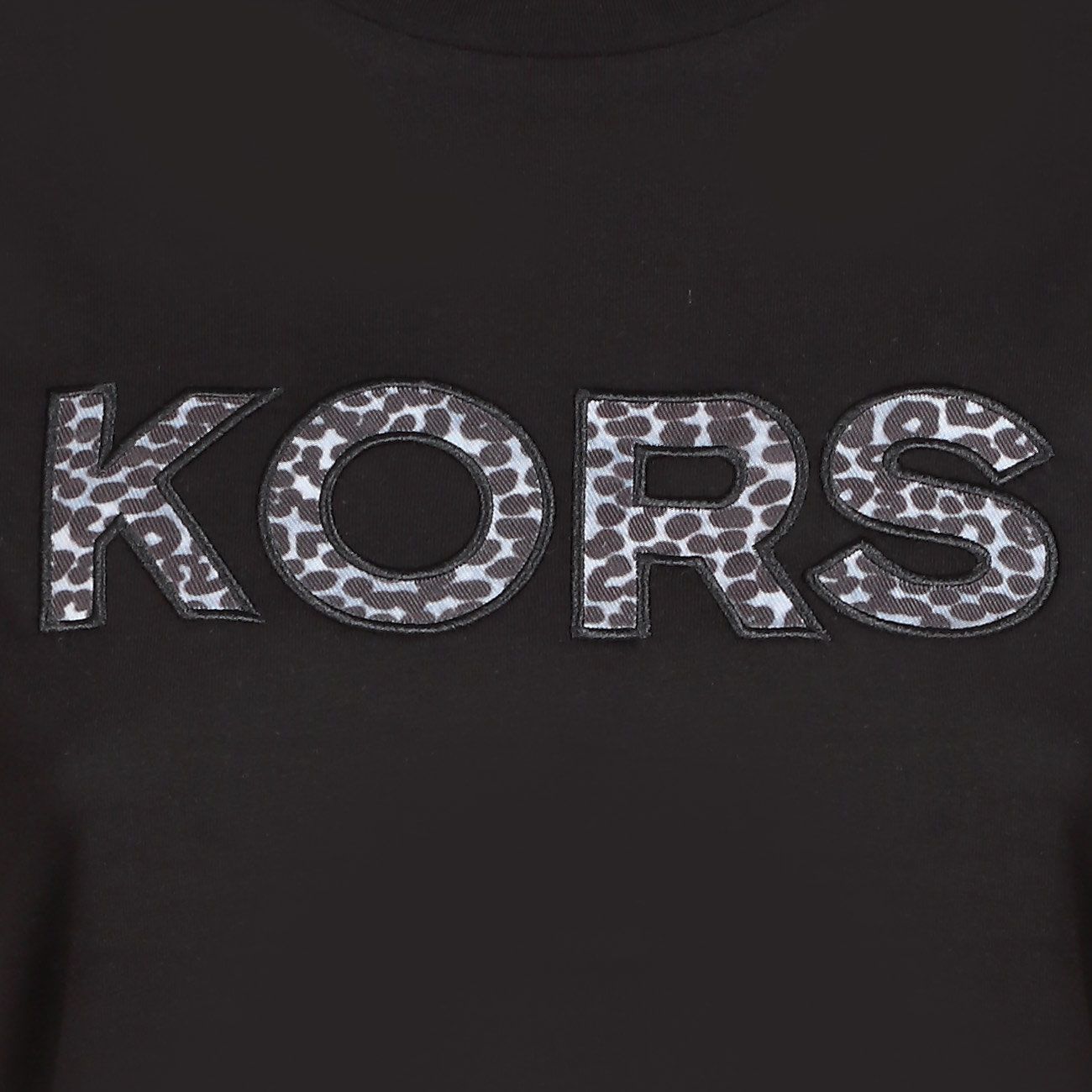 MICHAEL KORS T-SHIRT WITH CHEETAH PRINT LETTERING KORS Woman Black |  Mascheroni Moda