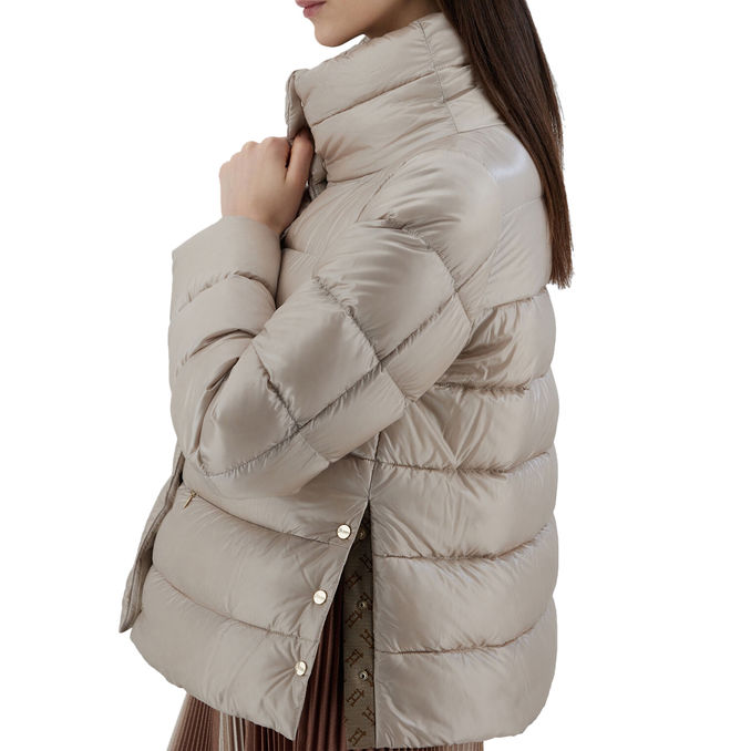 ULTRALIGHT NYLON HOOD Chantilly